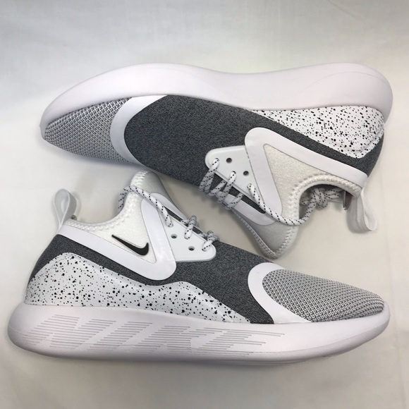 *NEW* Nike Lunarcharge Essential Running Walk Shoe - Picture 2 of 6